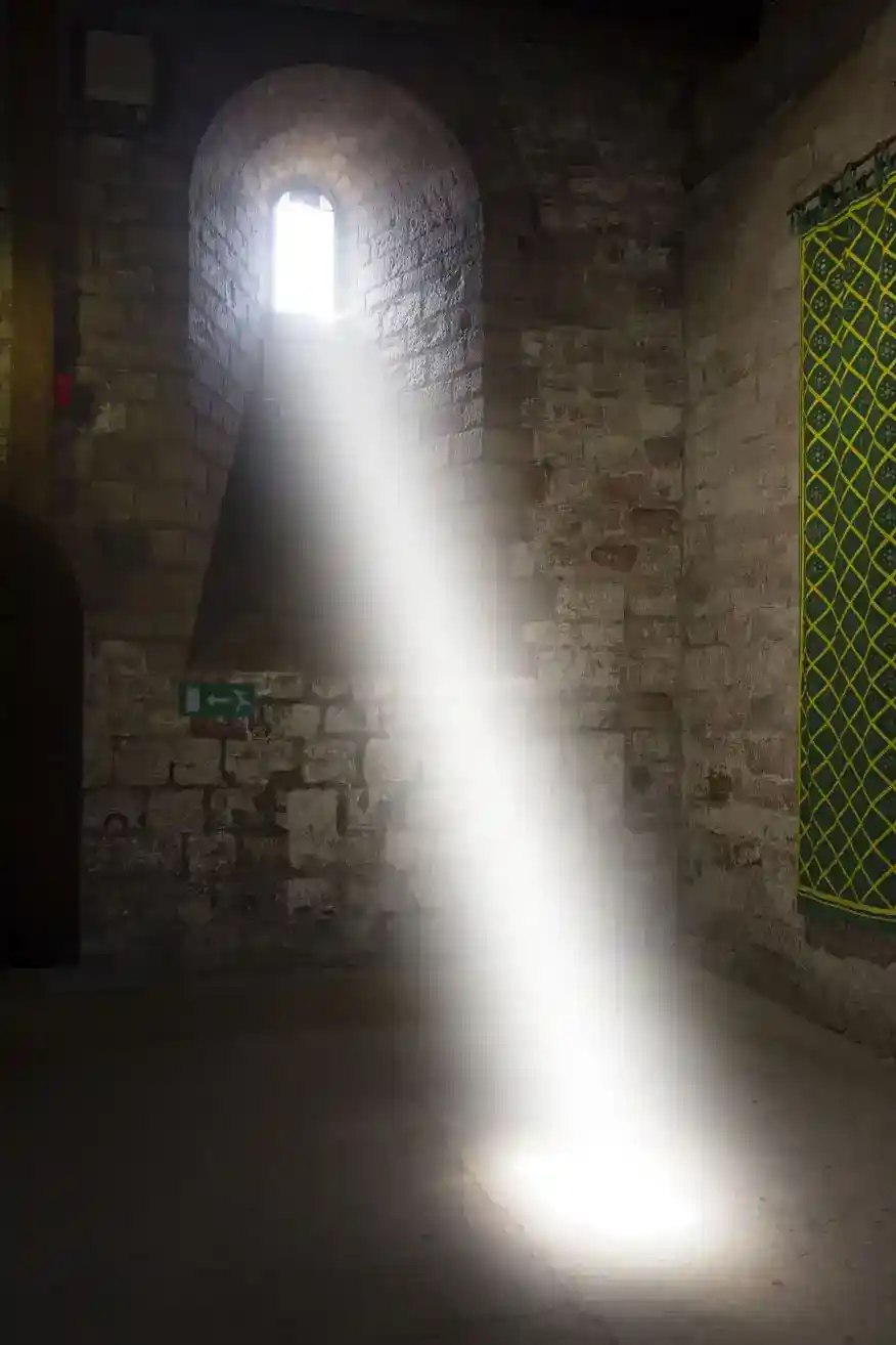 photoshop tutorial to create light beam