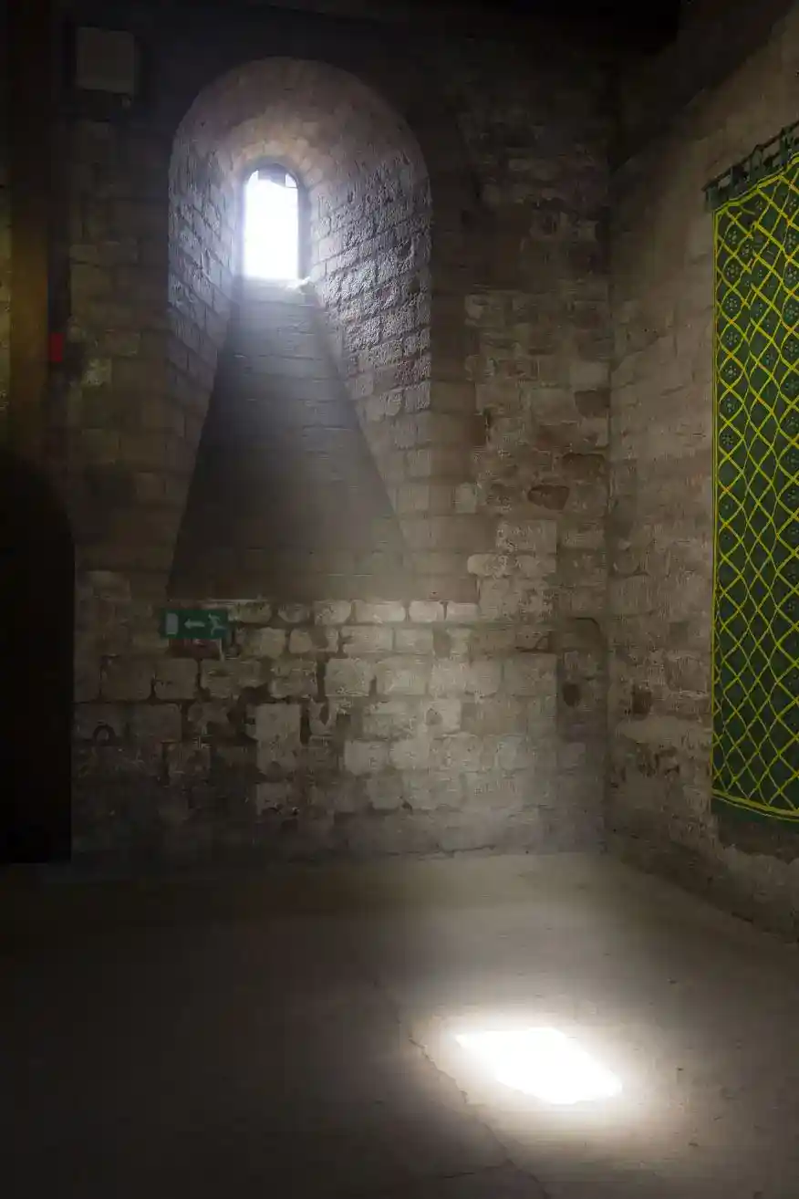 photoshop tutorial to add light rays