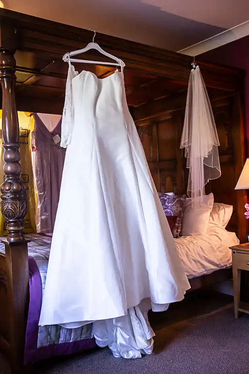 Wedding photography at Kingfisher Hotel, Bedford